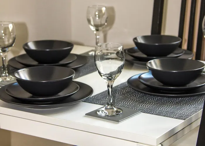 Appartamento Ideal For Groups - Lovely 2 Bedroom - Free Parking, Transit Links, Close To Stadiums Manchester