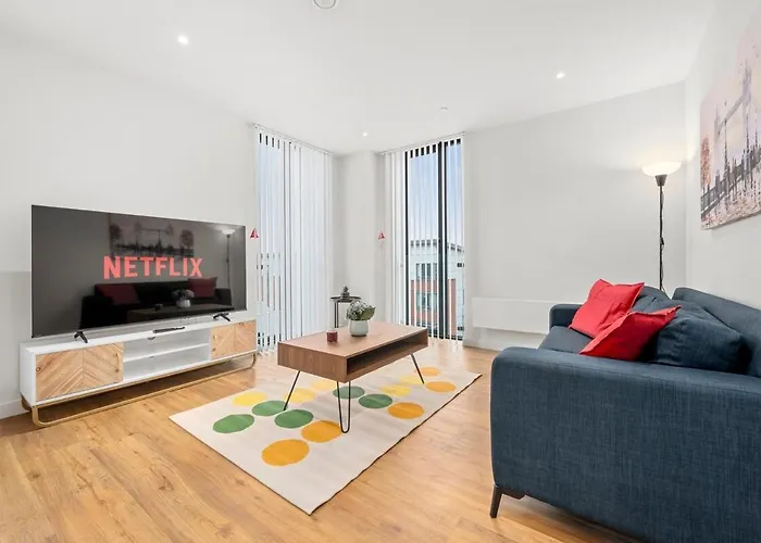 Modern Highrise Luxury Apartamento