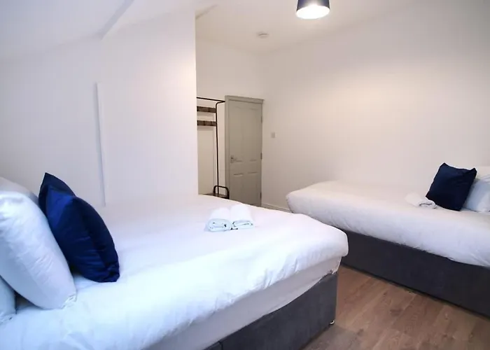 Sleeps 18 Lovely Mcr By Superhost Mánchester