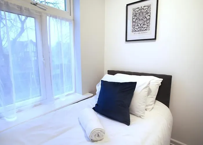 Sleeps 18 Lovely Mcr By Superhost *