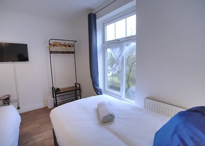 Sleeps 18 Lovely Mcr By Superhost * Manchester