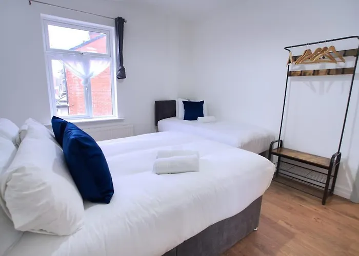 Sleeps 18 Lovely Mcr By Superhost