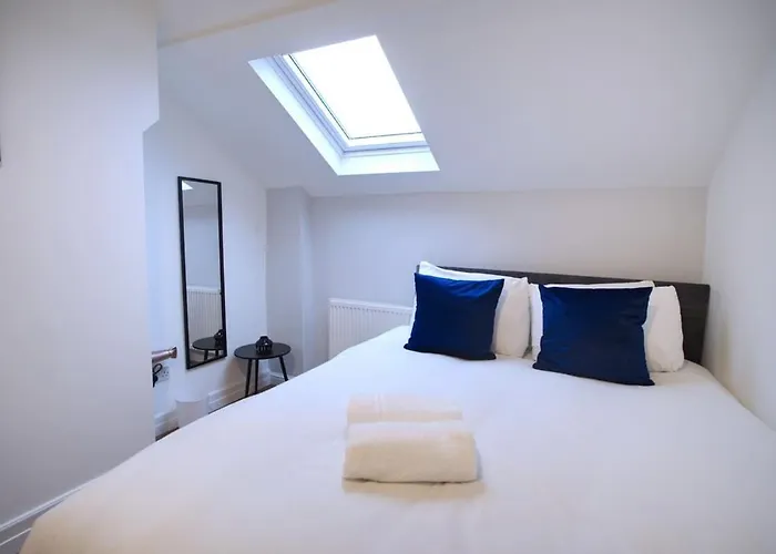 Sleeps 18 Lovely Mcr By Superhost *