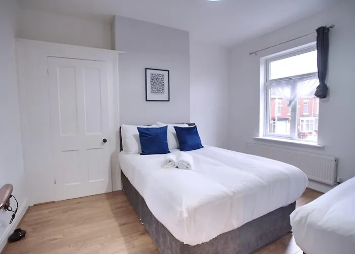 Sleeps 18 Lovely Mcr By Superhost Tatil Evi Manchester