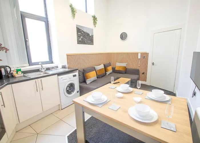 아파트 Sleek 2 Bedroom - Stadium Links