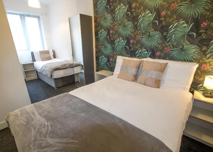 2 Bedroom Flat-free Parking