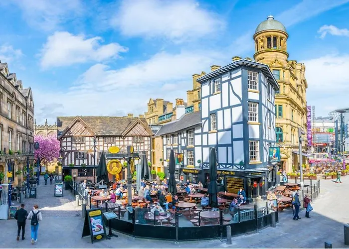 Quay House - Salford - 2bdr Sleeps 7, Spacious & Quiet - Free Parking - Close To Centre, United & The Lowry Apartament Manchester