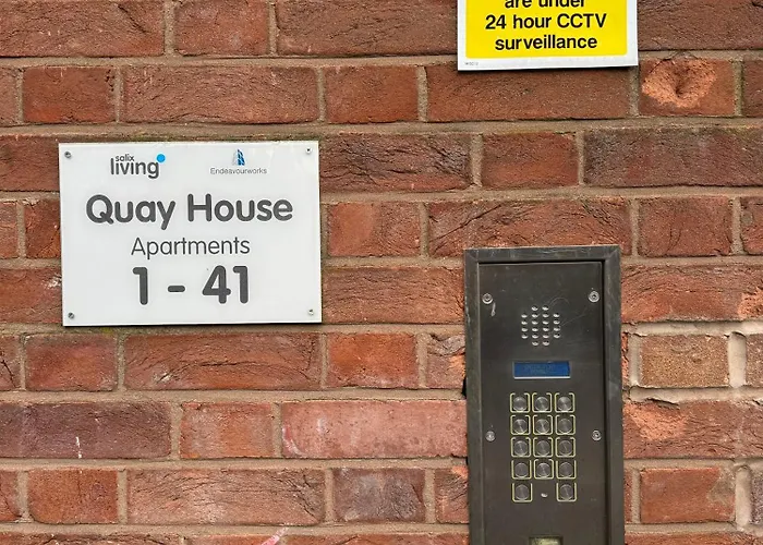 Appartement Quay House - Salford - 2bdr Sleeps 7, Spacious & Quiet - Free Parking - Close To Centre, United & The Lowry