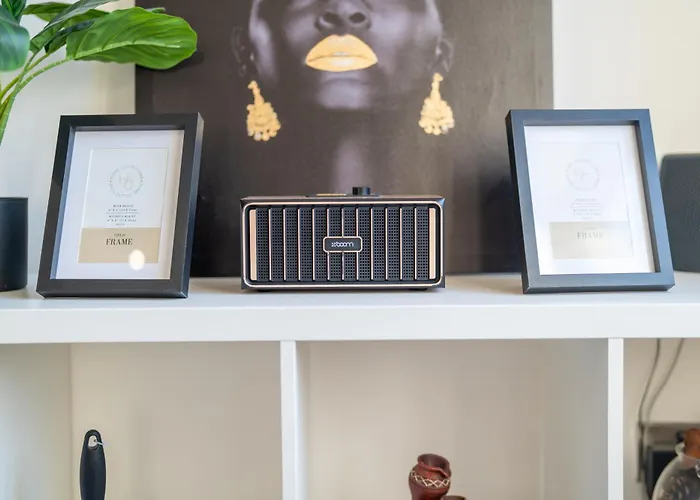 Quay House - Salford - 2bdr Sleeps 7, Spacious & Quiet - Free Parking - Close To Centre, United & The Lowry