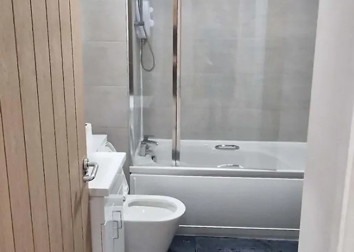 公寓 Cozy Modern 3 Bed, 2 Bedroom - Secure Parking - Close To Centre And Old Trafford *