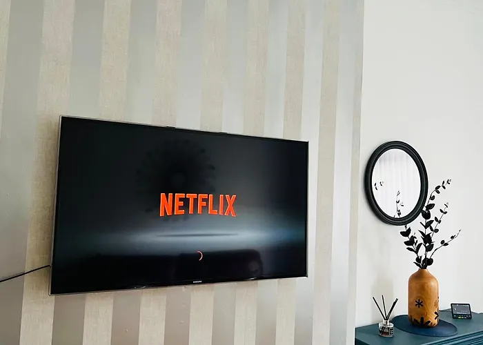 Dom wakacyjny Cosy 3bdr In Levenshulme-close To Centre And Stockport Town- Free Parking- Wifi *