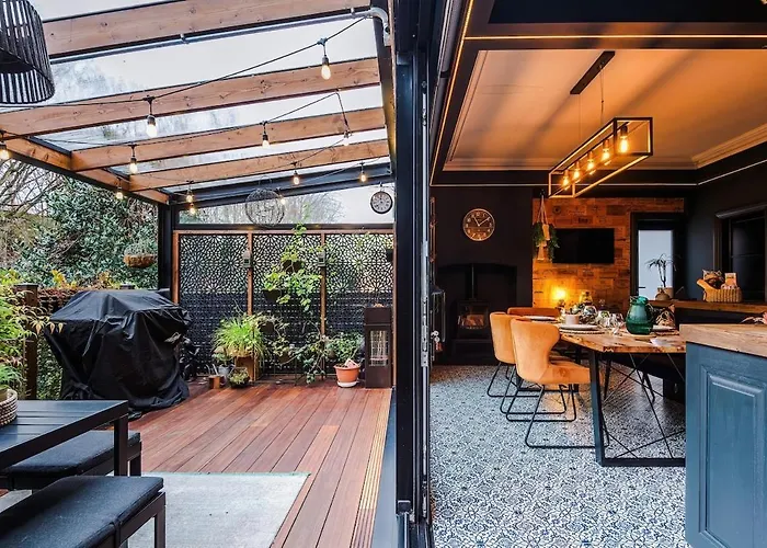 Prázdninový dům Unique In Northenden Urban Oasis Sleeps 8