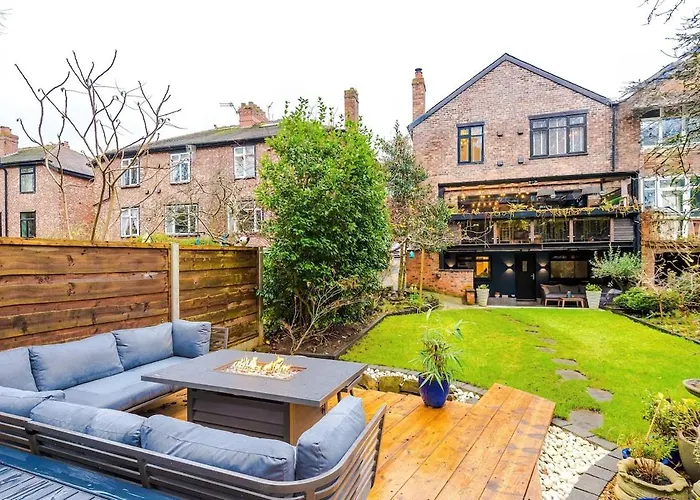 Unique In Northenden Urban Oasis Sleeps 8 Prázdninový dům Manchester