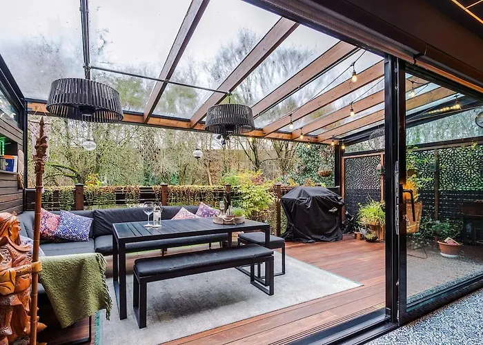 Prázdninový dům Unique In Northenden Urban Oasis Sleeps 8