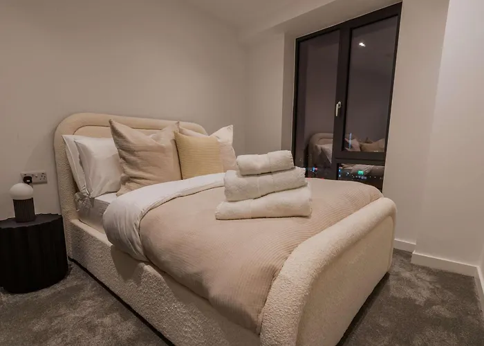 Bianco 2br With Views Daire Manchester