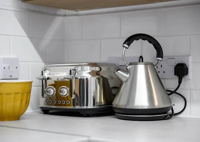 Hébergement de vacances Lovely 3bedroom House, 7mins Drive To Center, Etihad Stadium & Coop Live Arena *