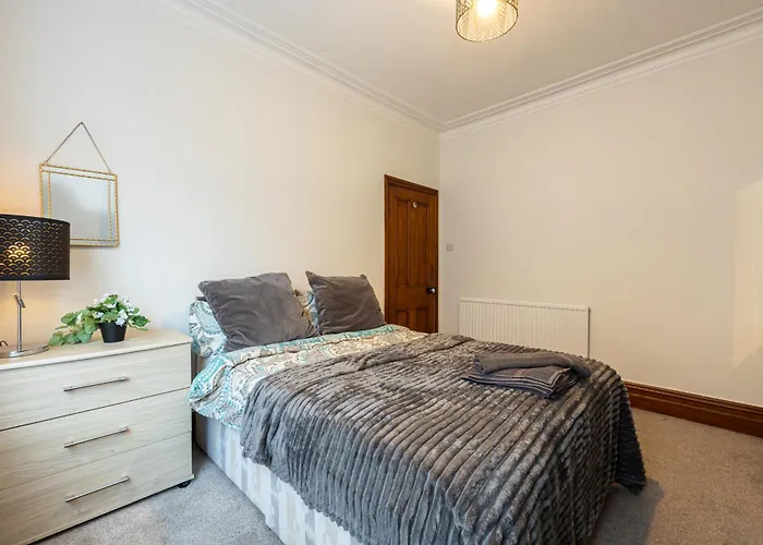 Ferienhaus Urban Haven Hall Luxury Rusholme, Near Centre Hospitals *