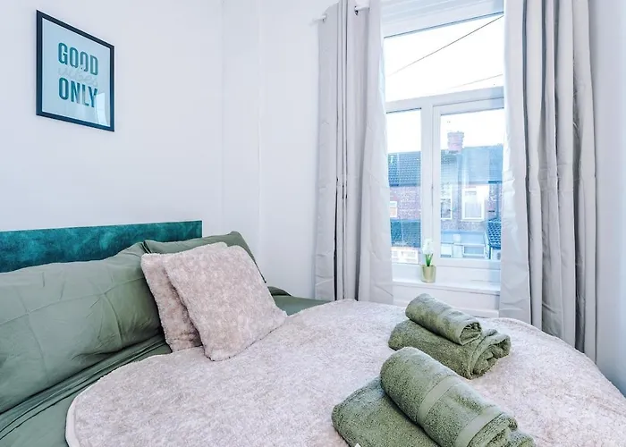 Free Park, Sleeps 8, Stunning In Salford, Long Term Disc, Perfect For Groups 맨체스터