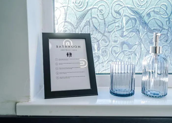 아파트 Free Park, Sleeps 8, Stunning In Salford, Long Term Disc, Perfect For Groups *