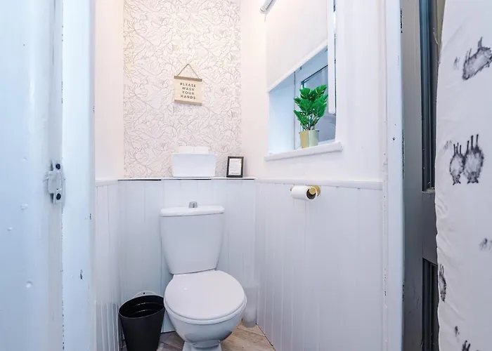 Apartament Free Park, Sleeps 8, Stunning In Salford, Long Term Disc, Perfect For Groups Manchester