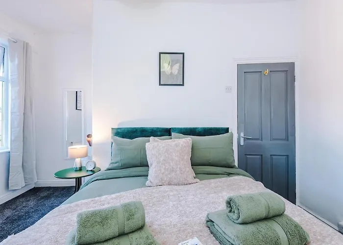 Apartament Free Park, Sleeps 8, Stunning In Salford, Long Term Disc, Perfect For Groups Manchester