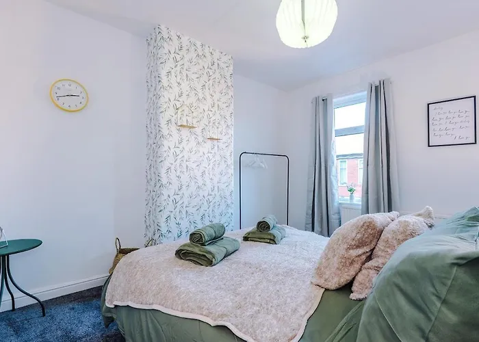 Free Park, Sleeps 8, Stunning In Salford, Long Term Disc, Perfect For Groups *