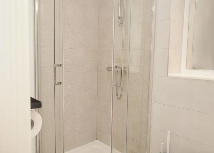 Obi's House&suites - Luxury 2bed Duplex With Balcony Manchester