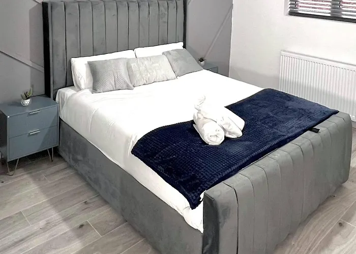 Stylish Spacious 1bd Apt-kingbed-10min Heaton Park * Manchester