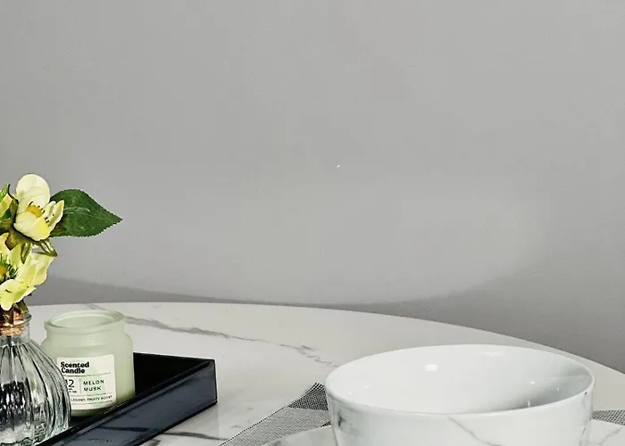 Stylish Spacious 1bd Apt-kingbed-10min Heaton Park