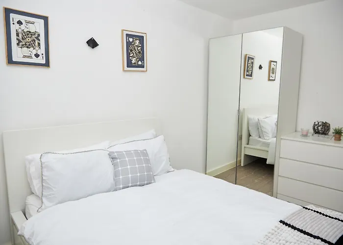 Obi's House&suites - Luxury 2bed Duplex With Balcony Apartmán