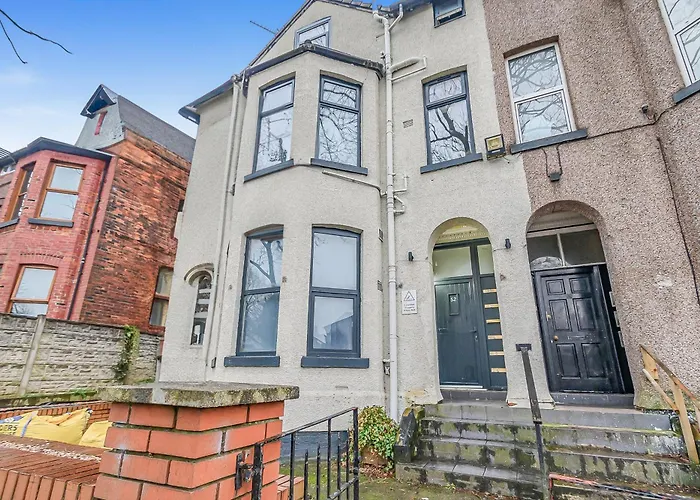 Cosy By Kammili - With Free Parking, Near Centre Daire