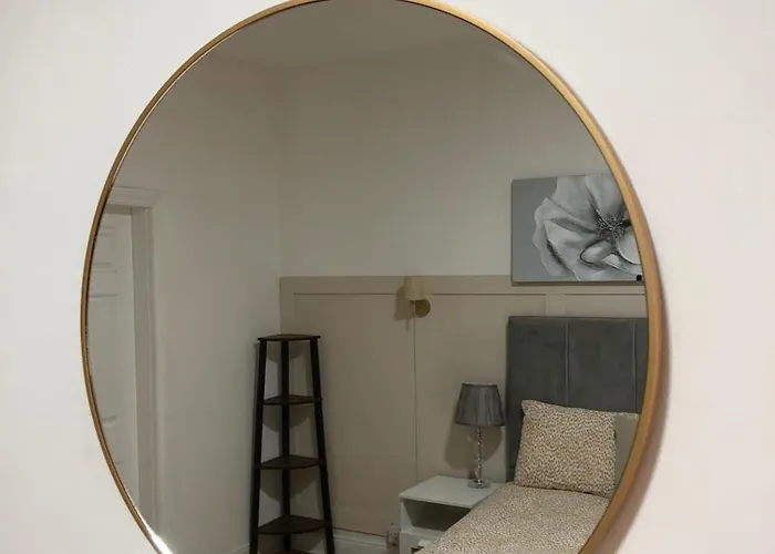 Traditonal House - Etihad -games Room-free Parking