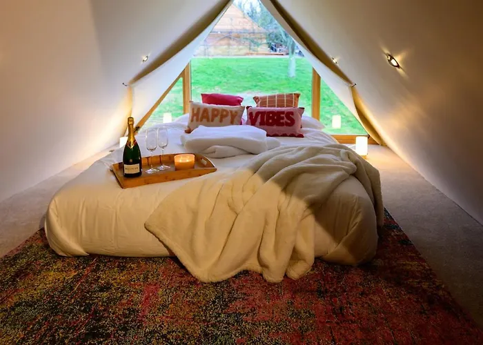 East Barn- Luxury Countryside *