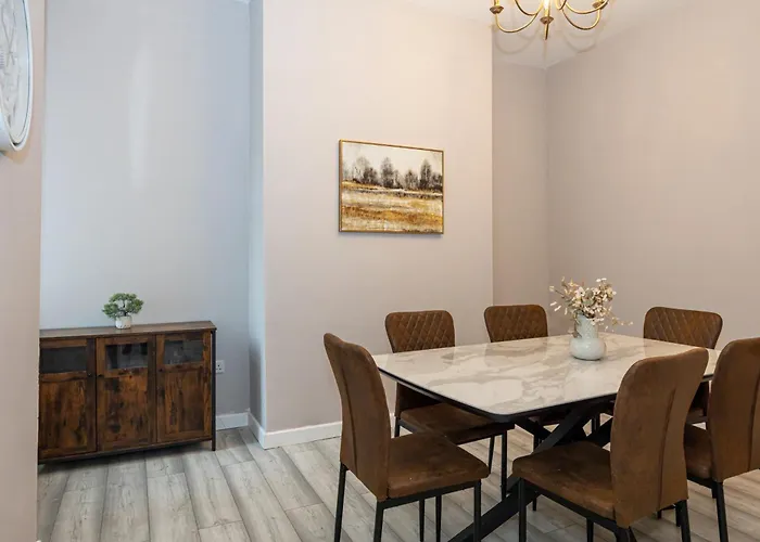 Modern 3Br House In Manchester Free Parking, Fast Wifi & Smart Tv Sleeps 7 Casa vacanze