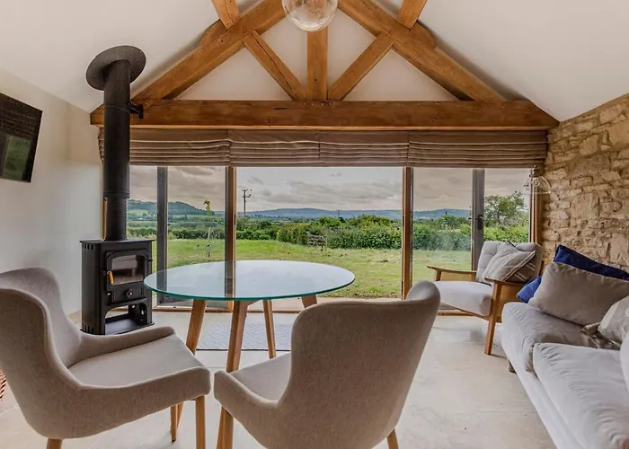 The Cart Shed - Romantic Hideaway With A View! * Manchester