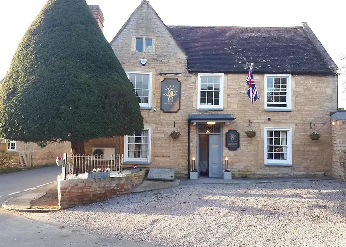 The Cart Shed - Romantic Hideaway With A View!
