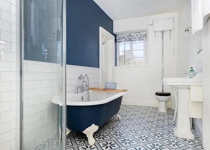 Beautiful Cotswold With Hot Tub * Manchester