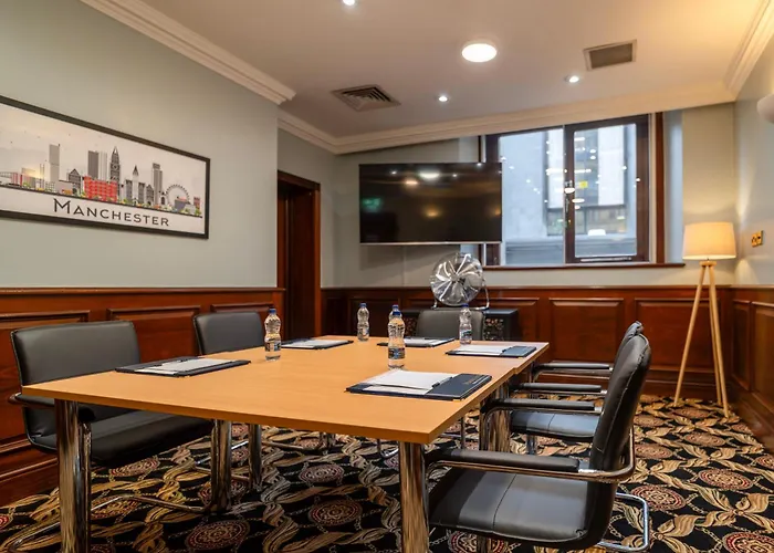 Britannia Centre 3* Манчестер