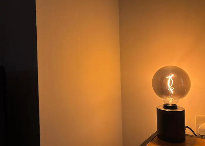 Apt, Free Parking, Business, Couples & Families Manchester