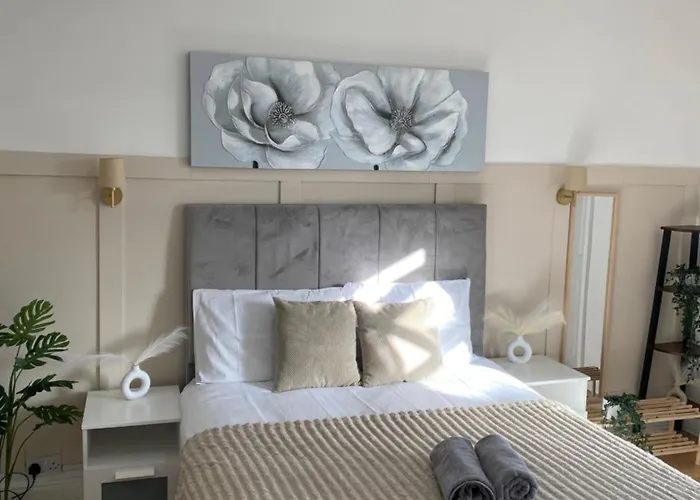 Casa vacanze Modern Townhouse-free Parking-games Room-fast W-ifi *