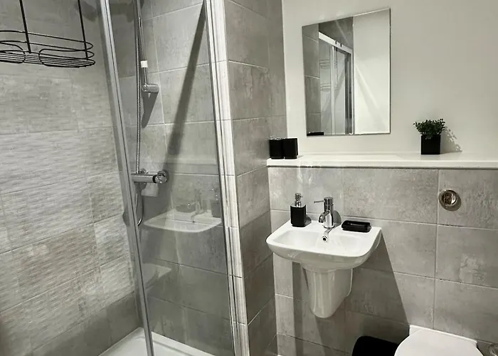 Apartament Stylish Haven With Ample Space