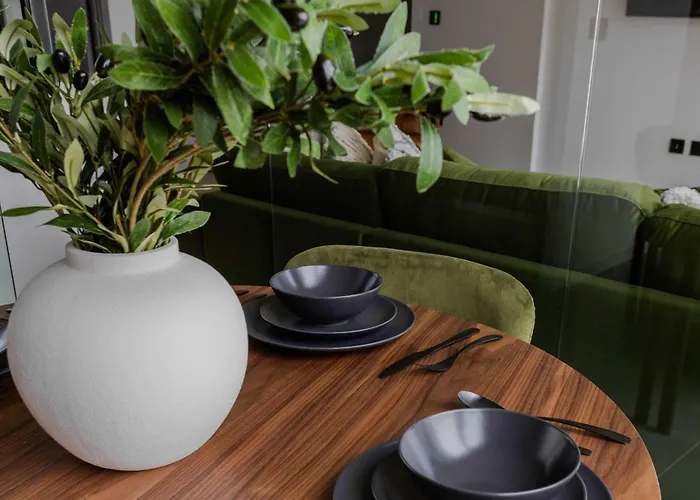 Tranquil Luxury Suite 2Br City Views Manchester