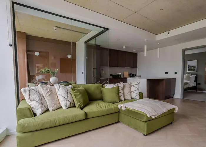 Apartment Midori 2br Views Manchester