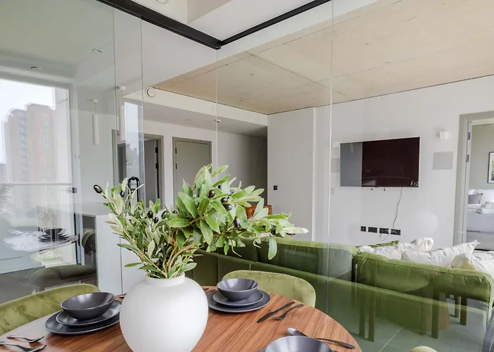 Tranquil Luxury Suite 2Br City Views * Manchester