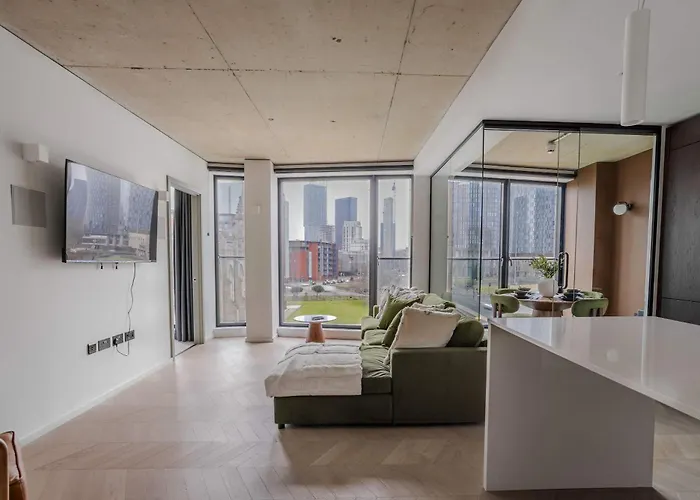 Tranquil Luxury Suite 2Br City Views