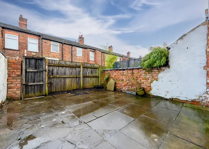 Blissful Breaks Near Old Trafford Stadium Manchester