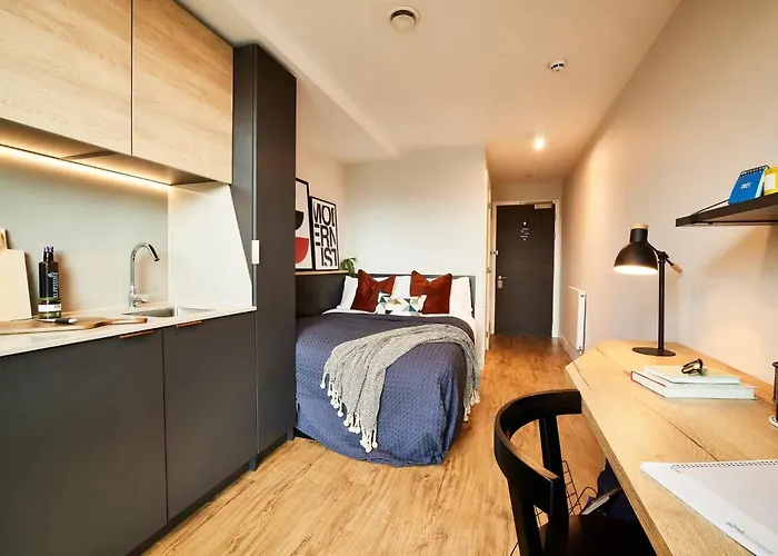 公寓 Student Only Luxury Studio, Circle Square Manchester,minimum 42 Nights