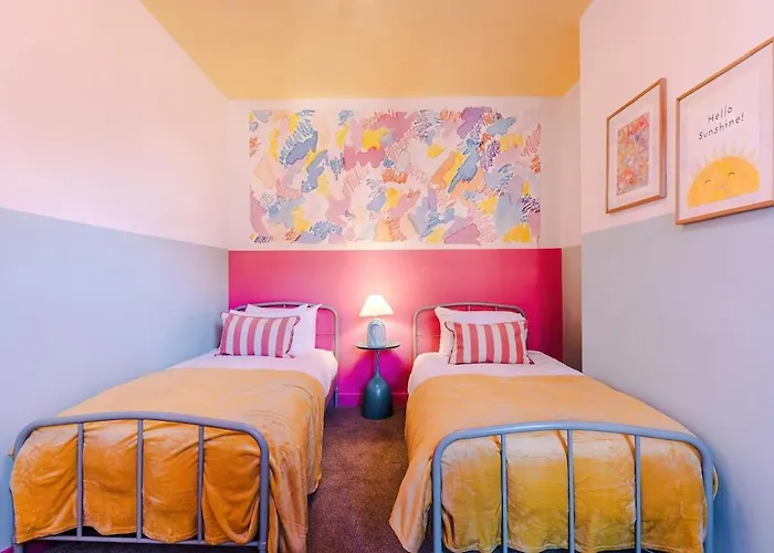 Vakantiehuis 6-bed Funky Getaway Unique Vibes Manchester