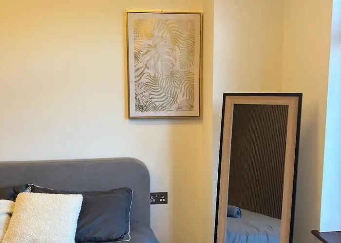 M16 Deluxe - 1 Apartament