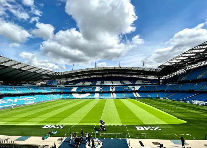 The Eastern Hive - King Bed, 3x Parking, Coop Live & Etihad *